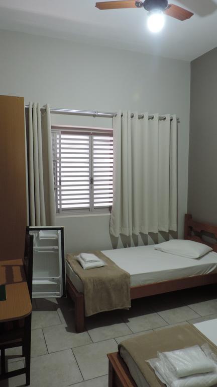 Presidente Hotel Passos Bagian luar foto